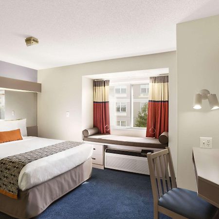 Microtel Inn By Wyndham Louisville East Exterior photo